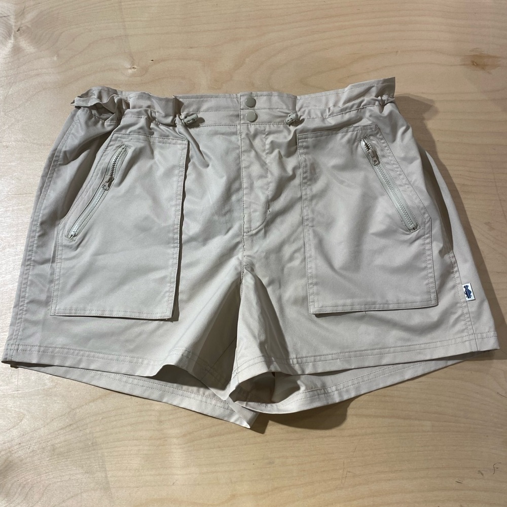 Shore to Summit Shorts size XL (LT)